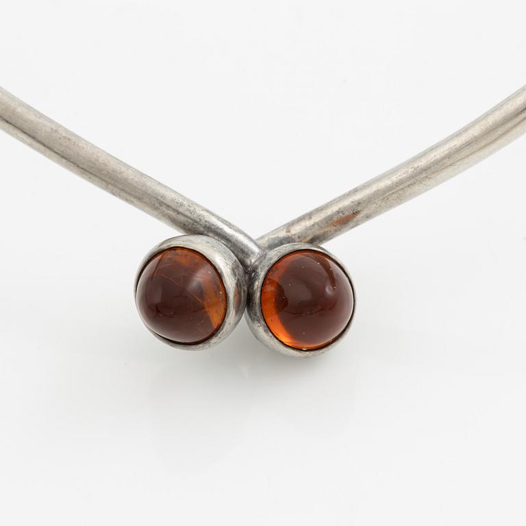 Bent Knudsen, brooch, sterling silver with amber.