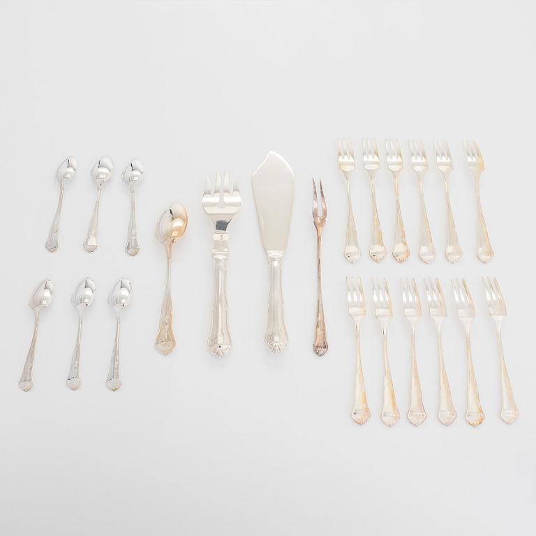 A 17-piece set of 'Chippendale' silver cutlery, mainly Kultakeskus, Hämeenlinna , 1956-2002.