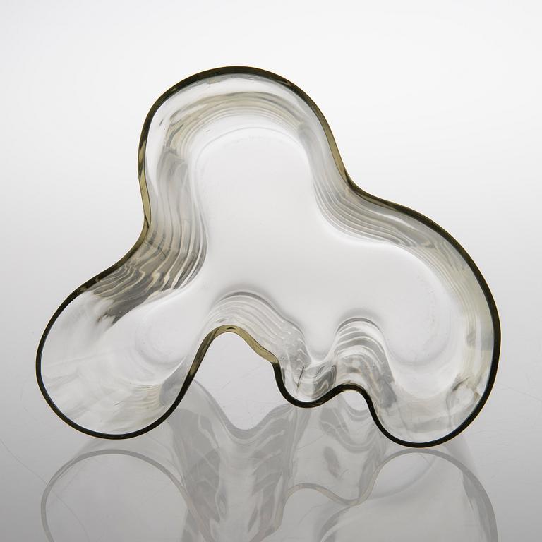 A '3030' vase signed Alvar Aalto, presumably mid-1950s.