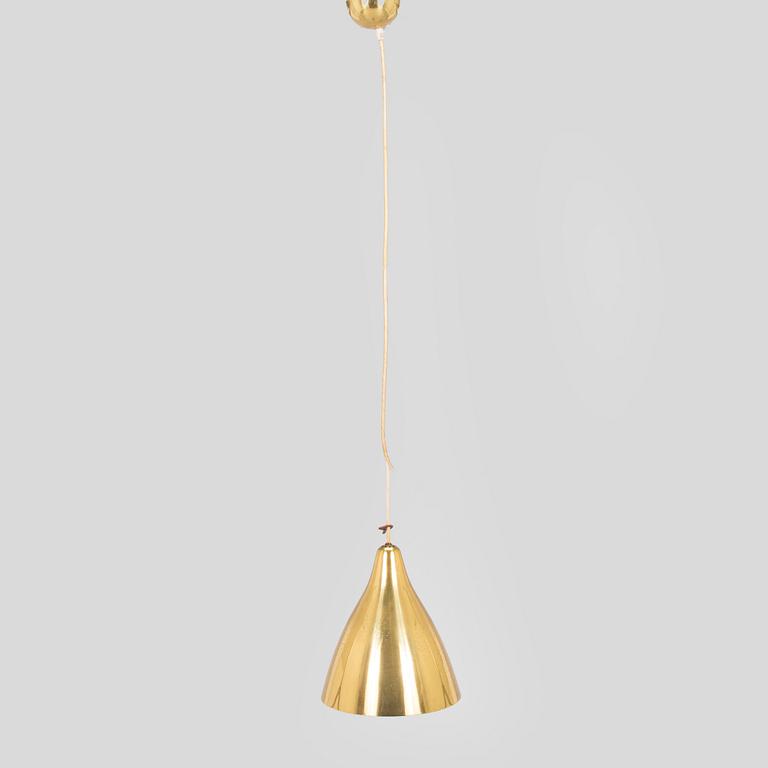 Lisa Johansson-Pape, taklampa, mässing, modell 1314, Stockmann Orno, 1900-talets mitt.