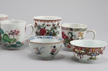 KOPPAR, 11 st, porslin, Kina, 1700/1800-tal.