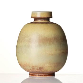 Berndt Friberg, a stoneware vase, Gustavsberg Studio, Sweden 1967.