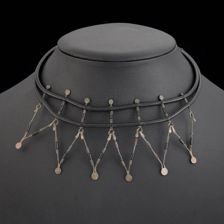 Vivianna Torun Bülow-Hübe, a leather and silver necklace and a pair earrings, studio work Stockholm ca 1950-55.