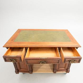 Desk, England, second half of the 20th century.