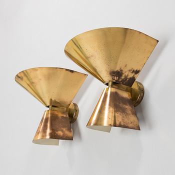 Paavo Tynell, A pair of mid-20th century wall lights for Taito Finland.