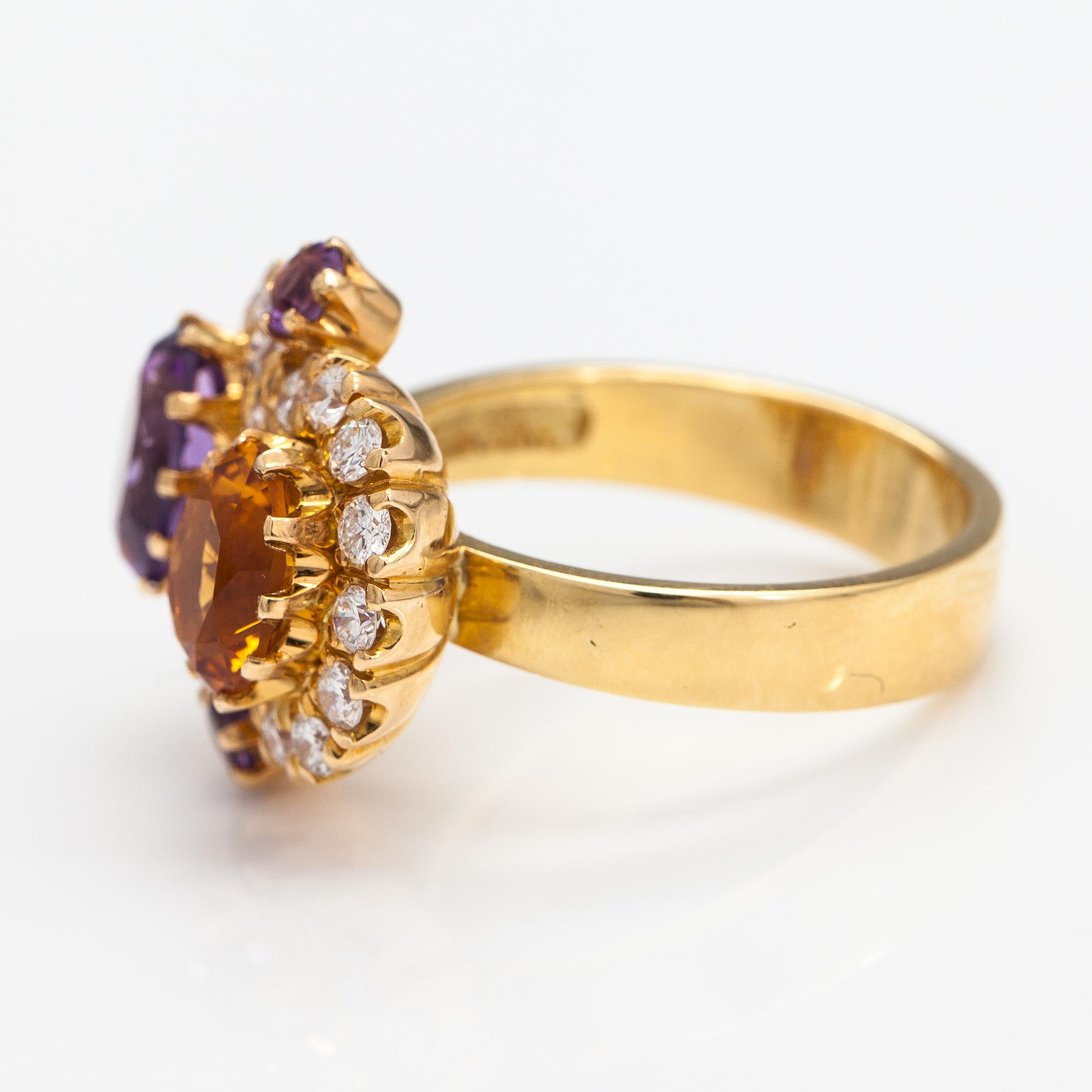 Ring "Sofia Albertina", 18K guld, citrin, ametister, diamanter ca 0.72 ct tot. Ofelia Jewelry, Helsingfors 1998.