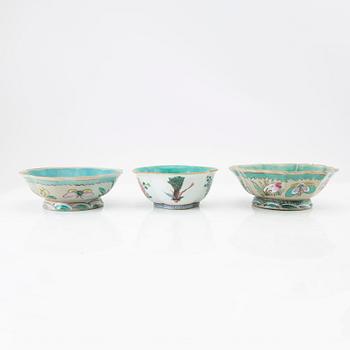 Bowls 4 pcs China 18th/19th century porcelain.