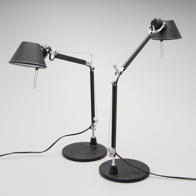 PÖYTÄVALAISINPARI, "Tolomeo, micro", Michele De Lucchi ja Giancarlo Fassina, Artemide, Italia.