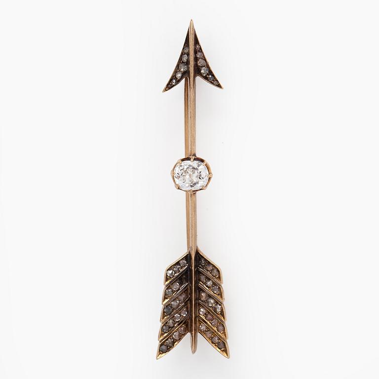 Brosch, gammal- och rosenslipade diamanter, 14K (56) guld. Ryssland, sekelskiftet 1800/1900.