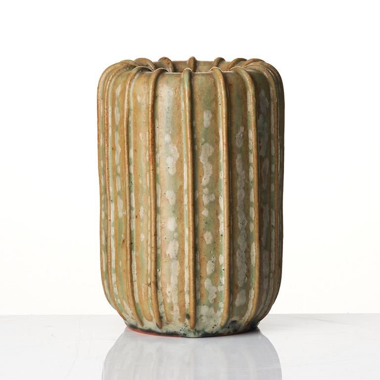 Arne Bang, a stoneware vase, Denmark, no 37.