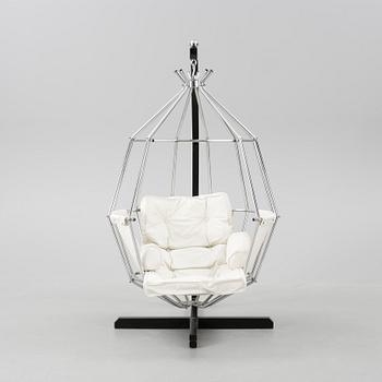 FÅTÖLJ, "Papegojan", Ib Arberg, Ibar Design AB, Jönköping, Formgiven 1970-71.