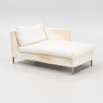 Koncept, an 'Alex' chairse longue, Fogia.