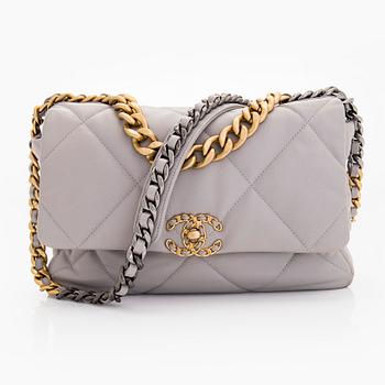 Chanel, bag, '19 Large Flap Bag'.
