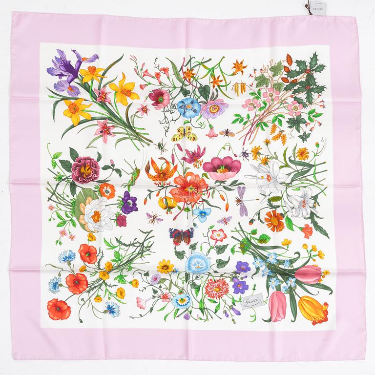 Gucci, scarf, "Flora".