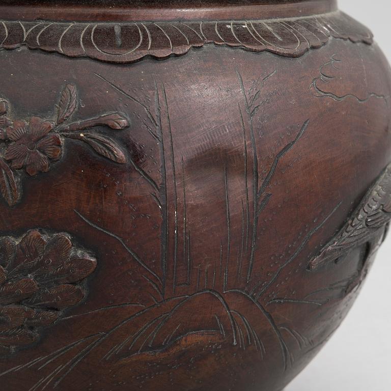 SKÅL, brons, Japan, 1900-talets början.