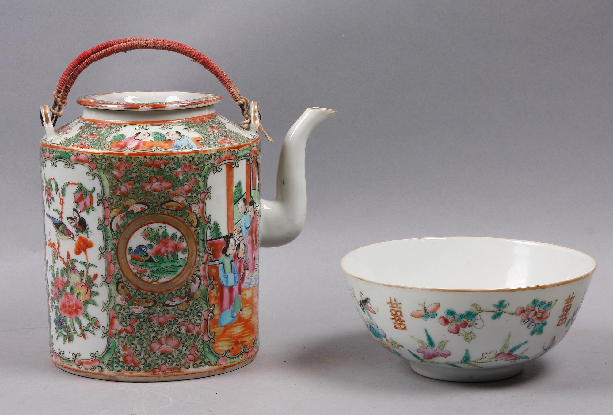 TEKANNA SAMT SKÅL, porslin, 1800-tal.