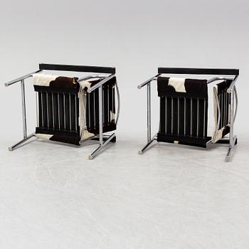 A pair of 'LC 1' easy chairs by Le Corbusier, second half of the 20th Century.