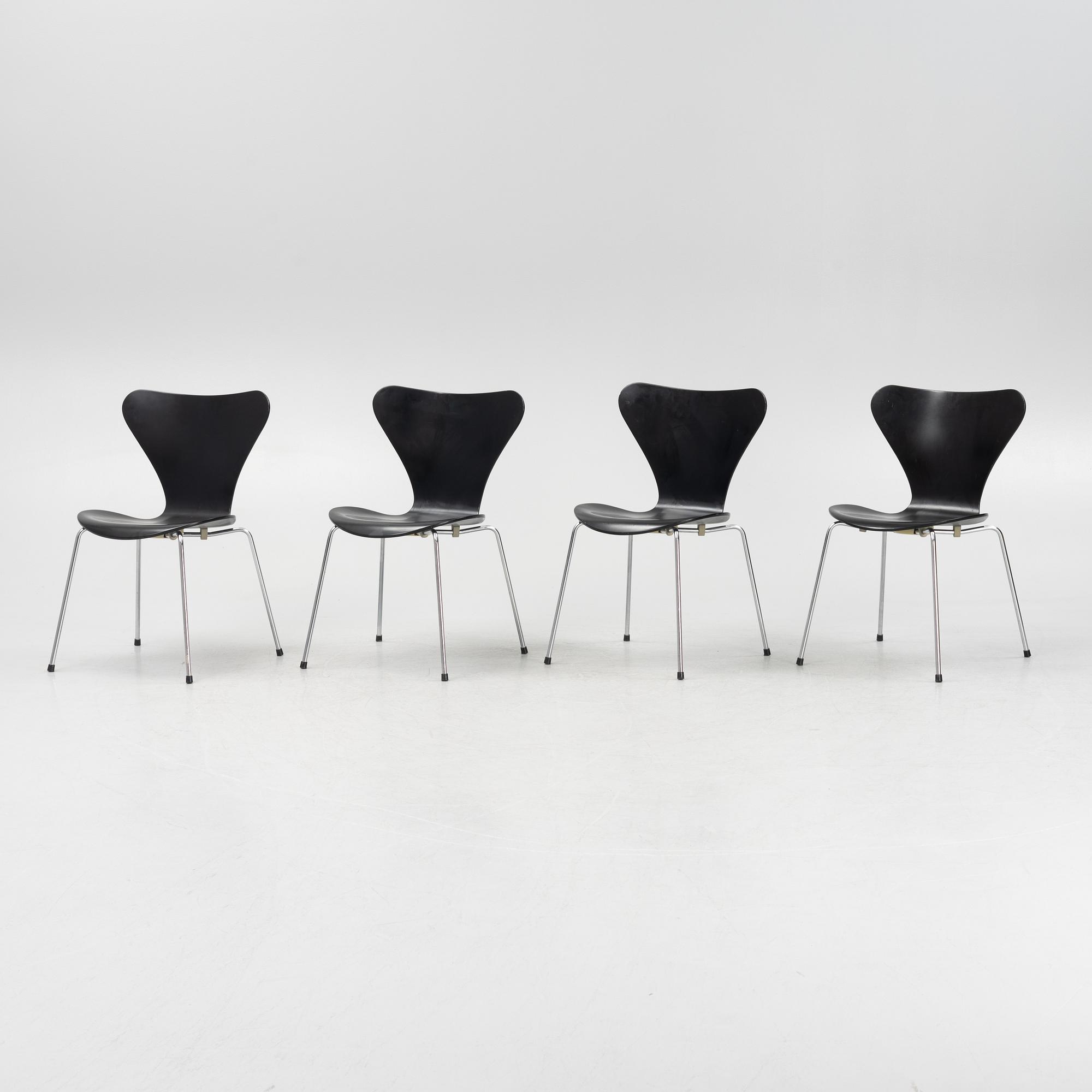 Arne Jacobsen, stolar, 4 st, "Sjuan", Fritz Hansen, Danmark.