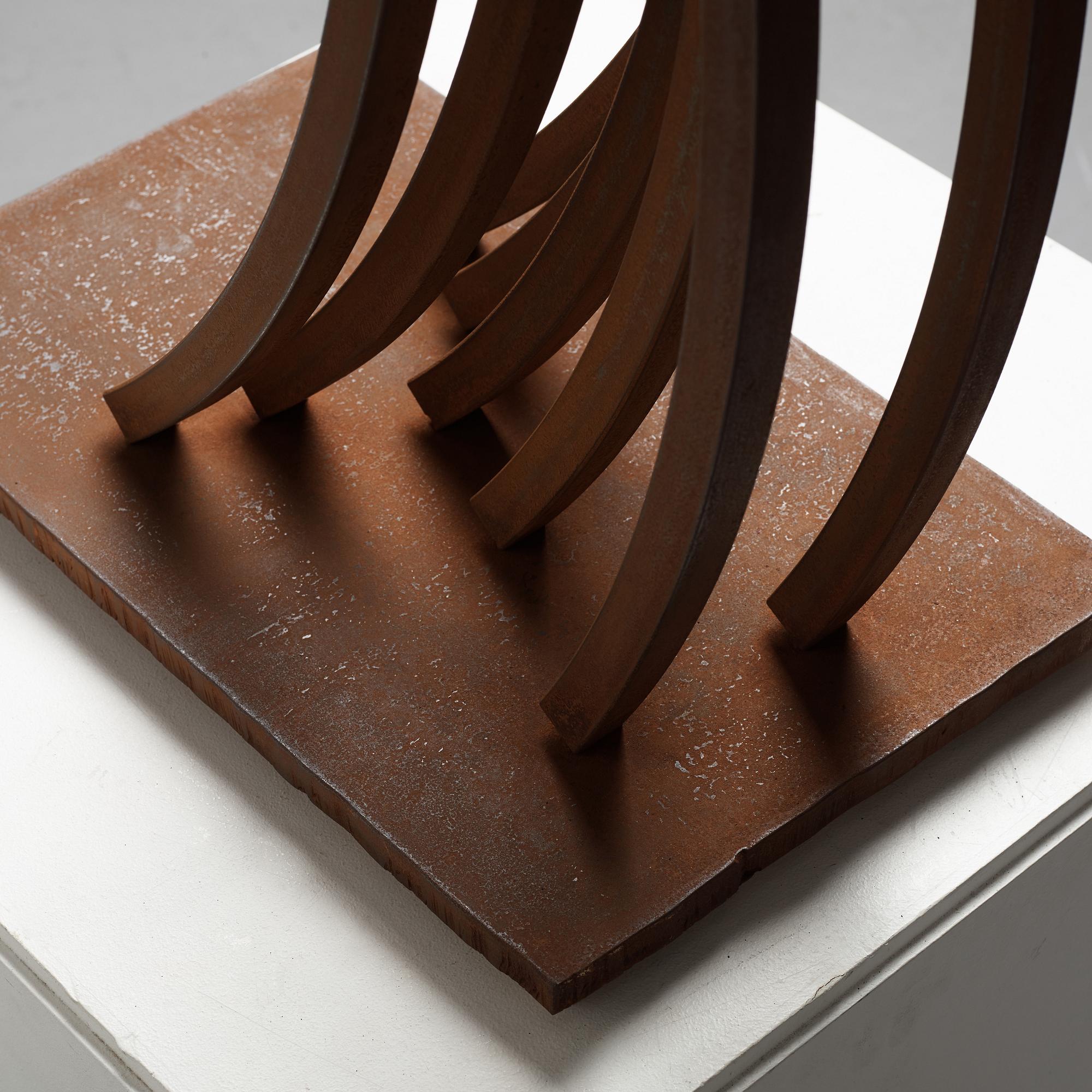 Bernar Venet, "83,5° Arc x 8".