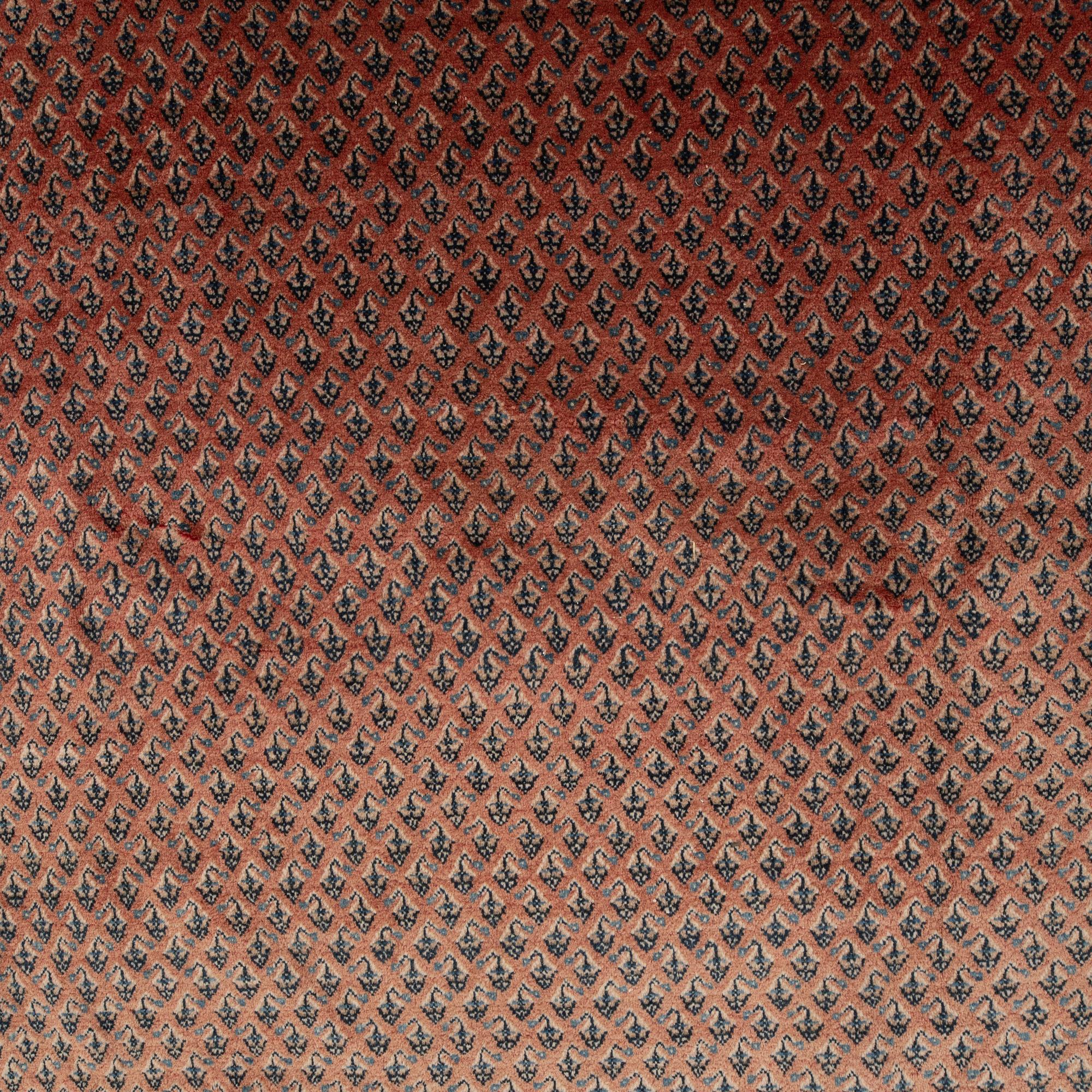 Carpet Sarouk Mir, approximately 548x338 cm.