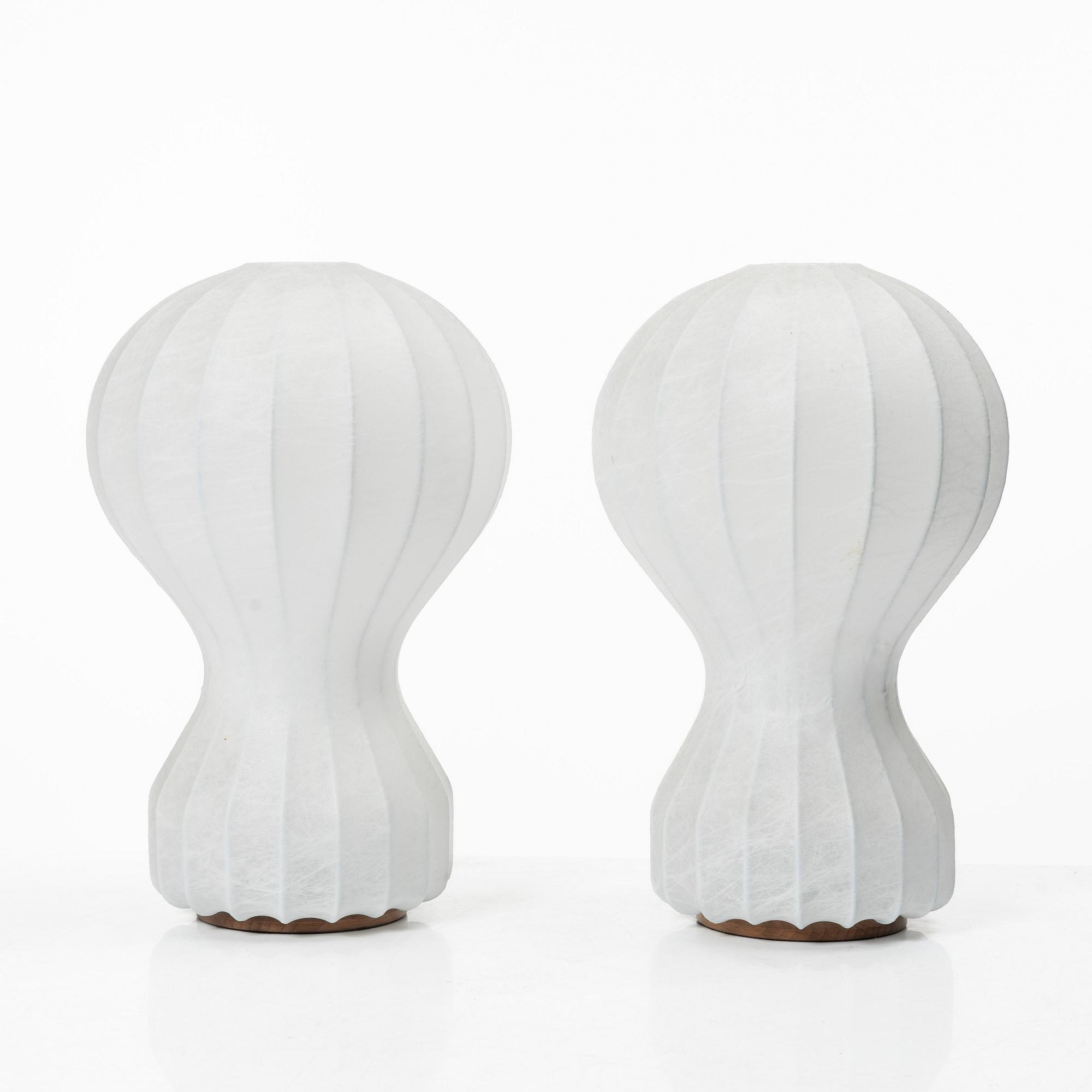 Achille & Pier Giacomo Castiglioni, A pair of "Gatto" table lamps, FLOS, Italy.