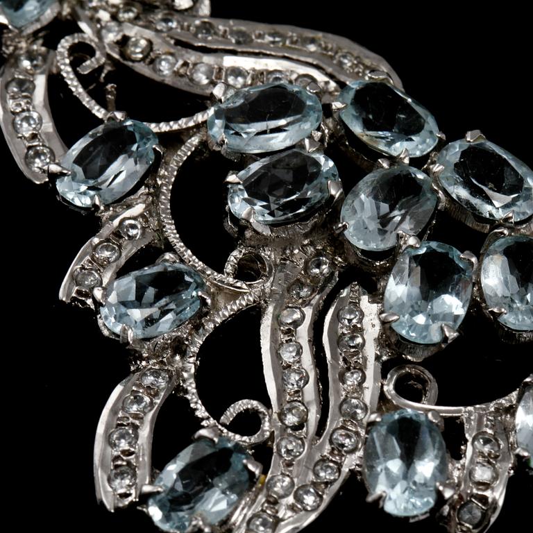GARNITYR, 3 delar, sterlingsilver med fasettslipade stenar, sekelskifte 1900/2000-tal. Vikt 63 g.