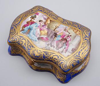 SKRIN, porslin, sannolik Frankrike, 1900-talets första hälft.