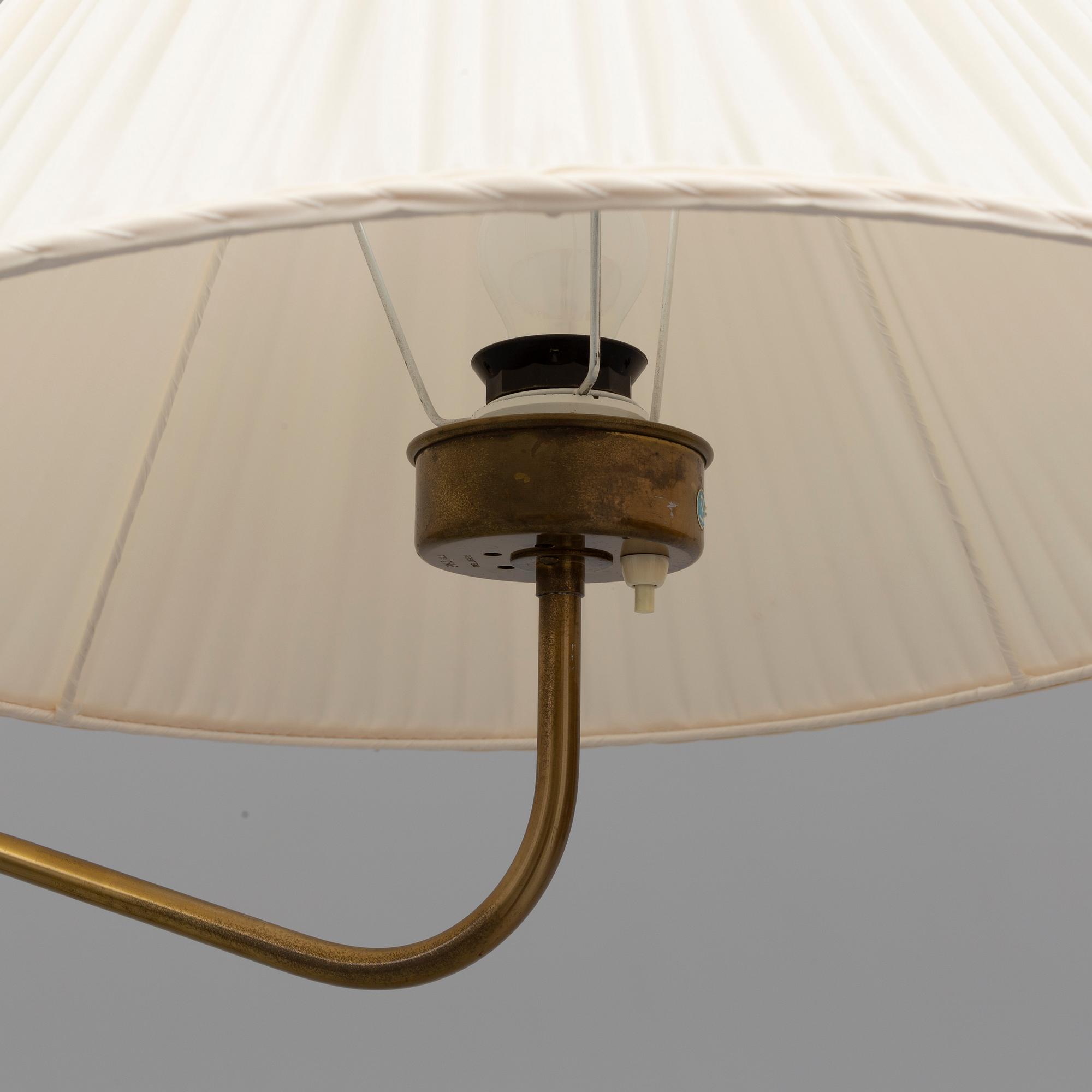 JOSEF FRANK, floor light, 'Lilla kamelen', model 2568, second half of the 20th century.