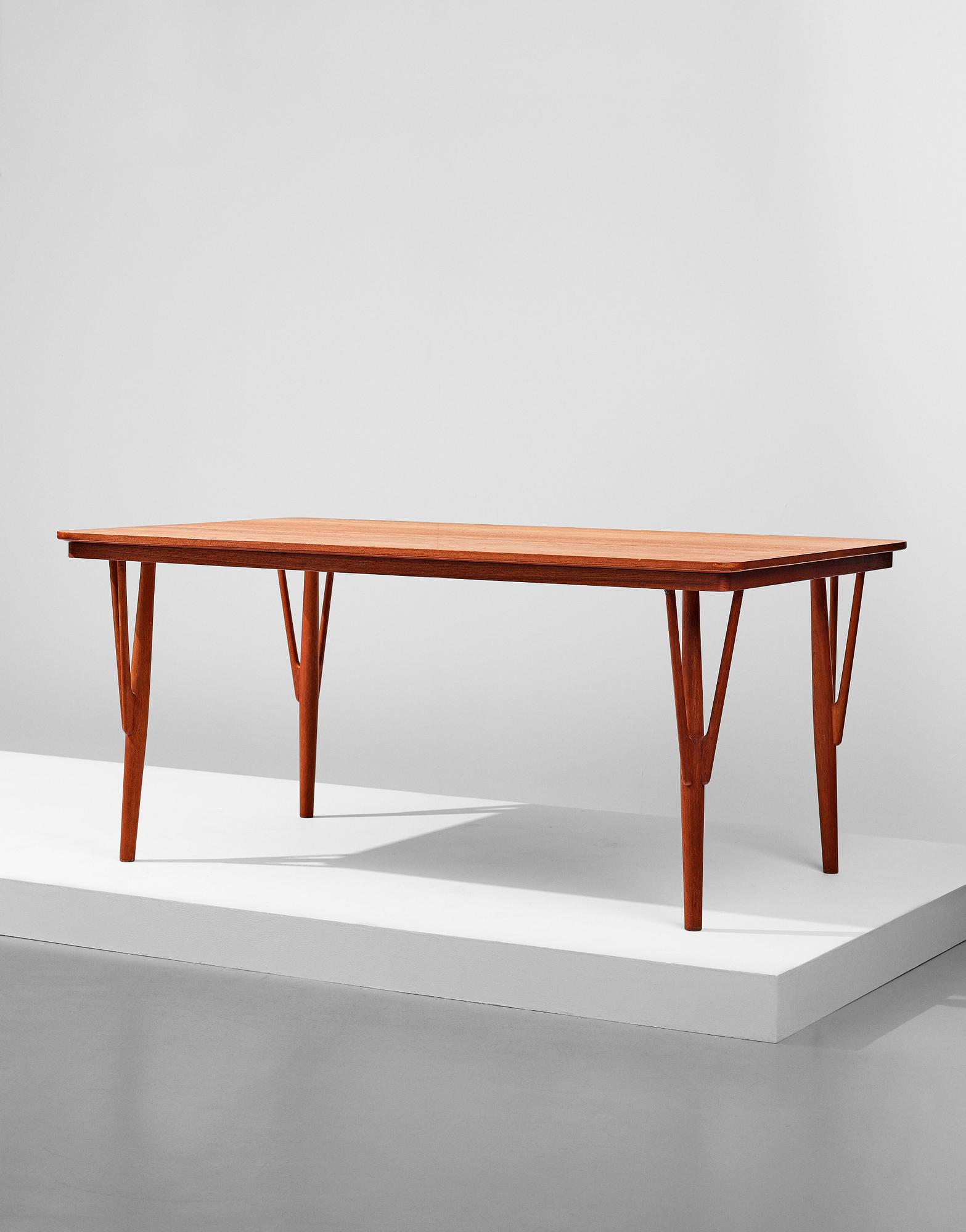 HANS J WEGNER, bord, "modell "JH561", Johannes Hansen, Danmark, 1950-tal.