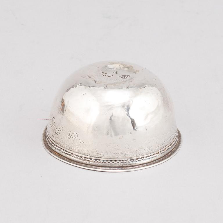 A swedish silver tumbler, mark of Henrik Nourin, Norrköping 1747.