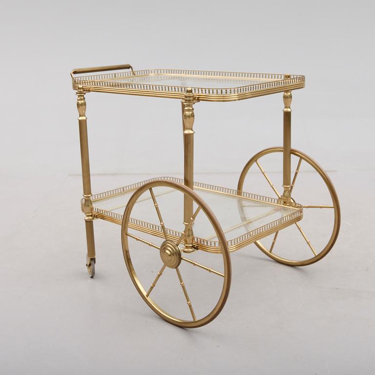 SERVERINGSVAGN, 1900-talets andra hälft.