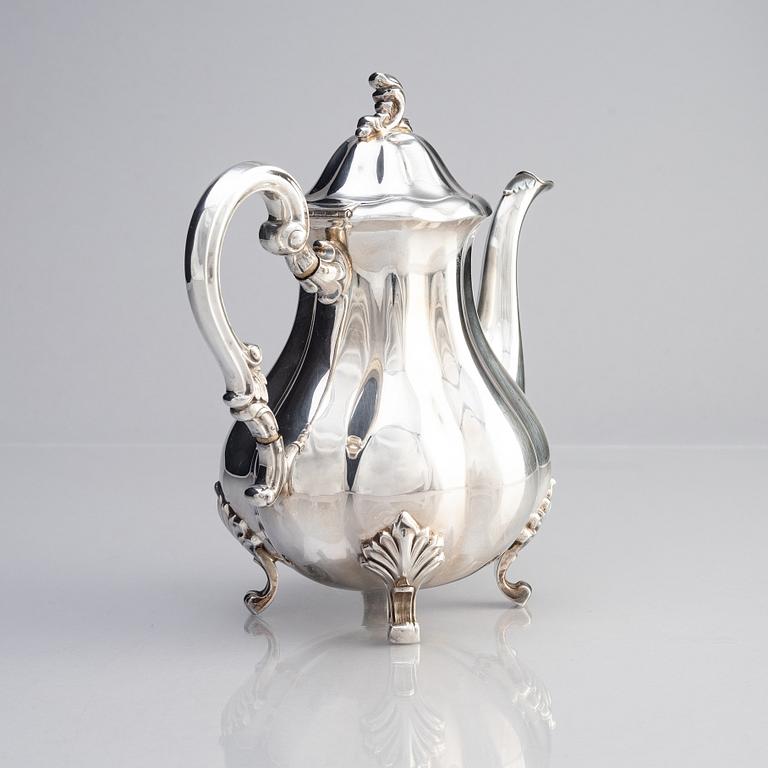 Kaffekanna, rokokostil, silver, svenska importstämplar, 1900-tal.