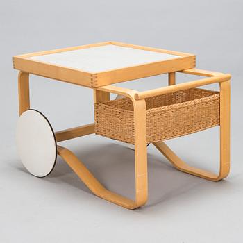 Alvar Aalto, tarjoiluvaunu, malli 900, Artek, 1970-luku.