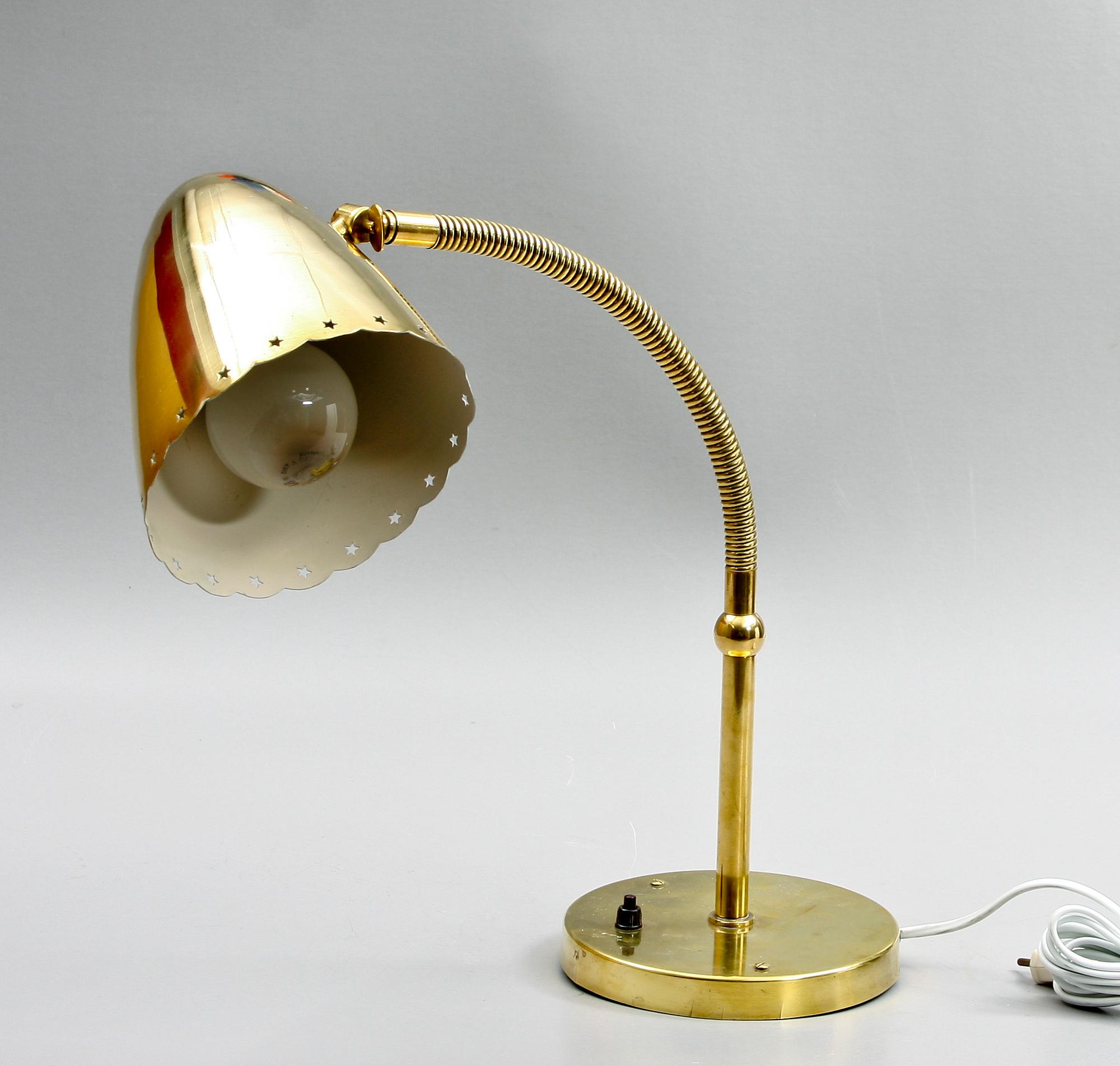 BORDSLAMPA, 1900-talets andra hälft.