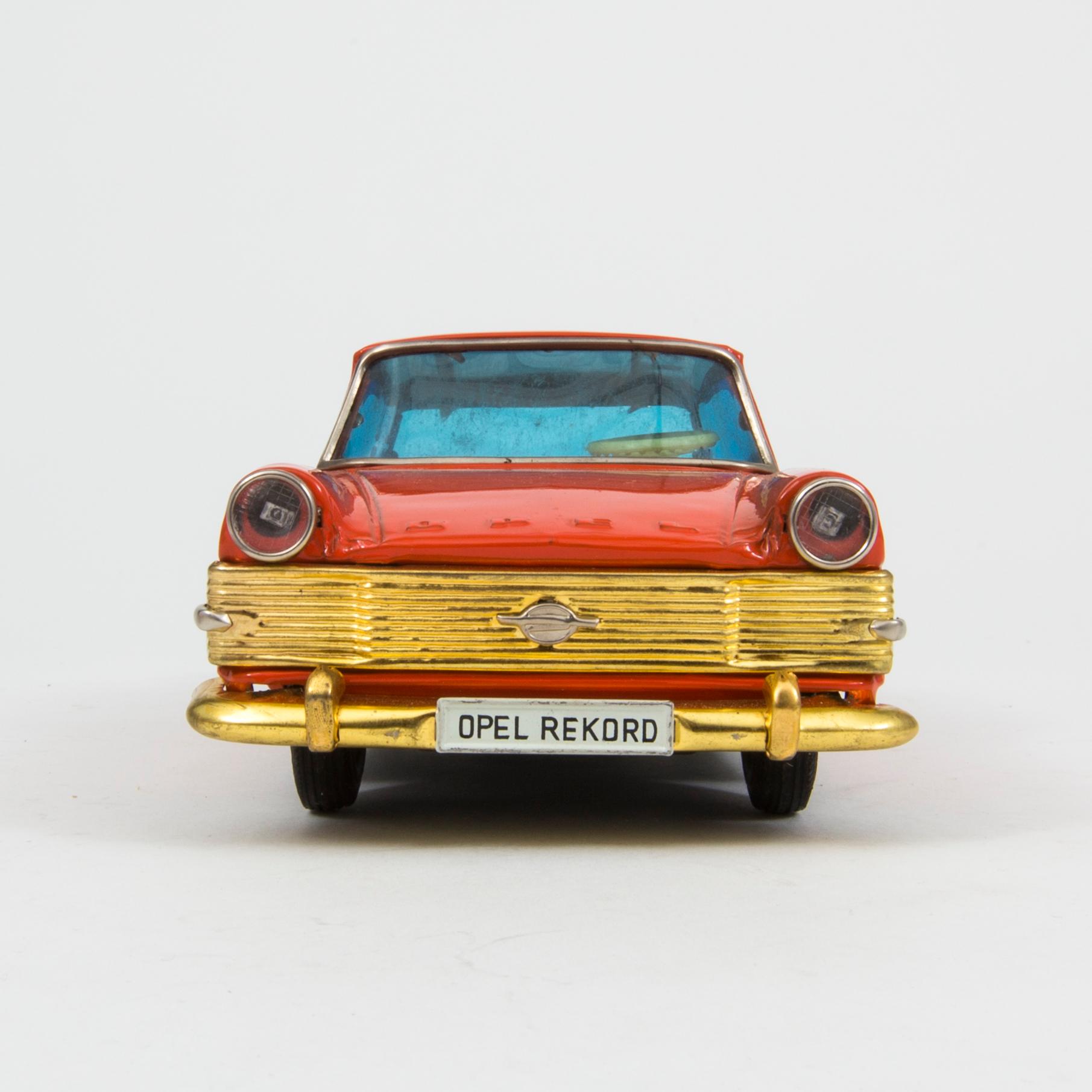 A tinplate Opel Rekord by Bandai Japan 1960s. - Bukowskis A tinplate Opel Rekord by Bandai Japan 1960s. - Bukowskis