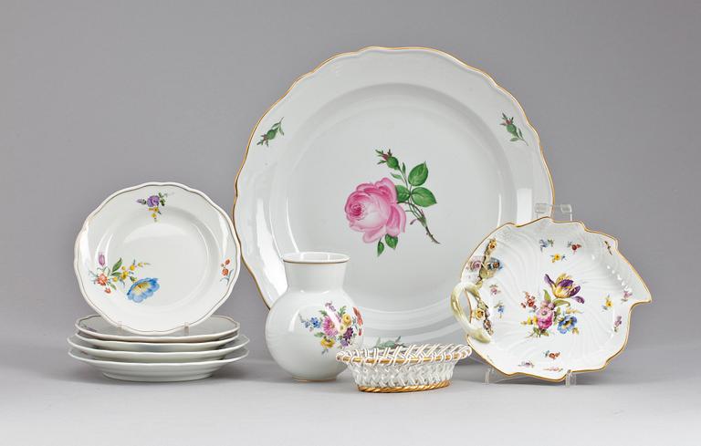 PARTI PORSLIN, 9 delar, Meissen, 1900-talets första hälft.