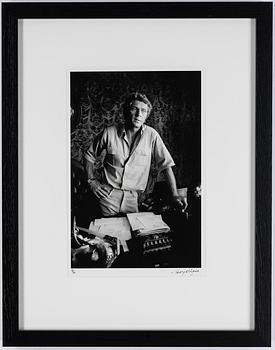 Terry O'Neill, photograph signed and numbered 5/50.