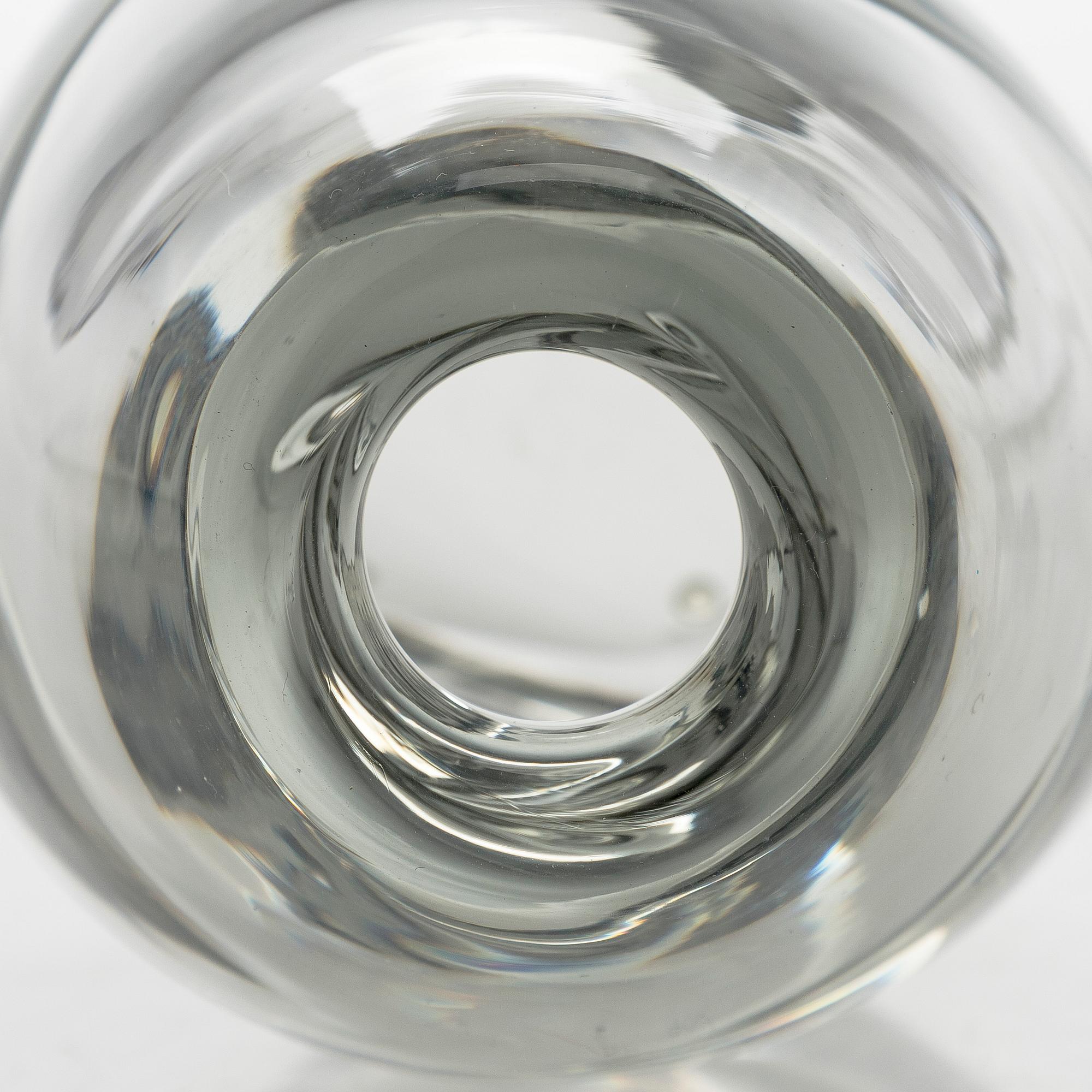 Gunnel Nyman, vas, modell "GN 35", signerad G. Nyman Nuutajärvi Notsjö -51.