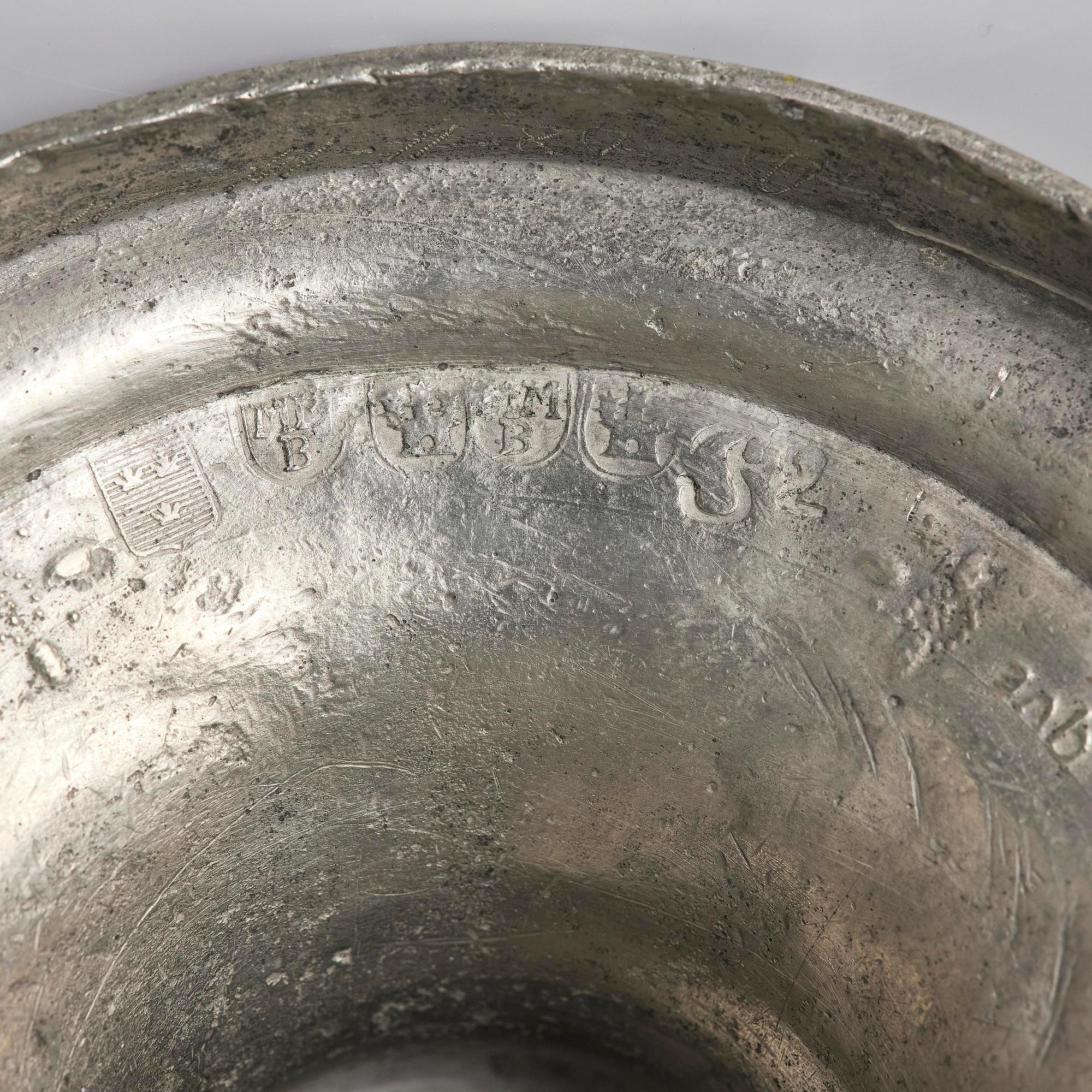 A pair of Gustavian pewter candlesticks by M. Moberg, Jönköping 1786.