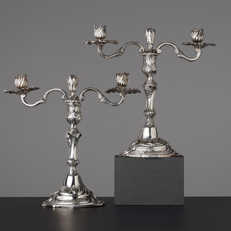 KANDELABRAR, för två ljus, Sverige, 1700-talets andra hälft, rokoko.
