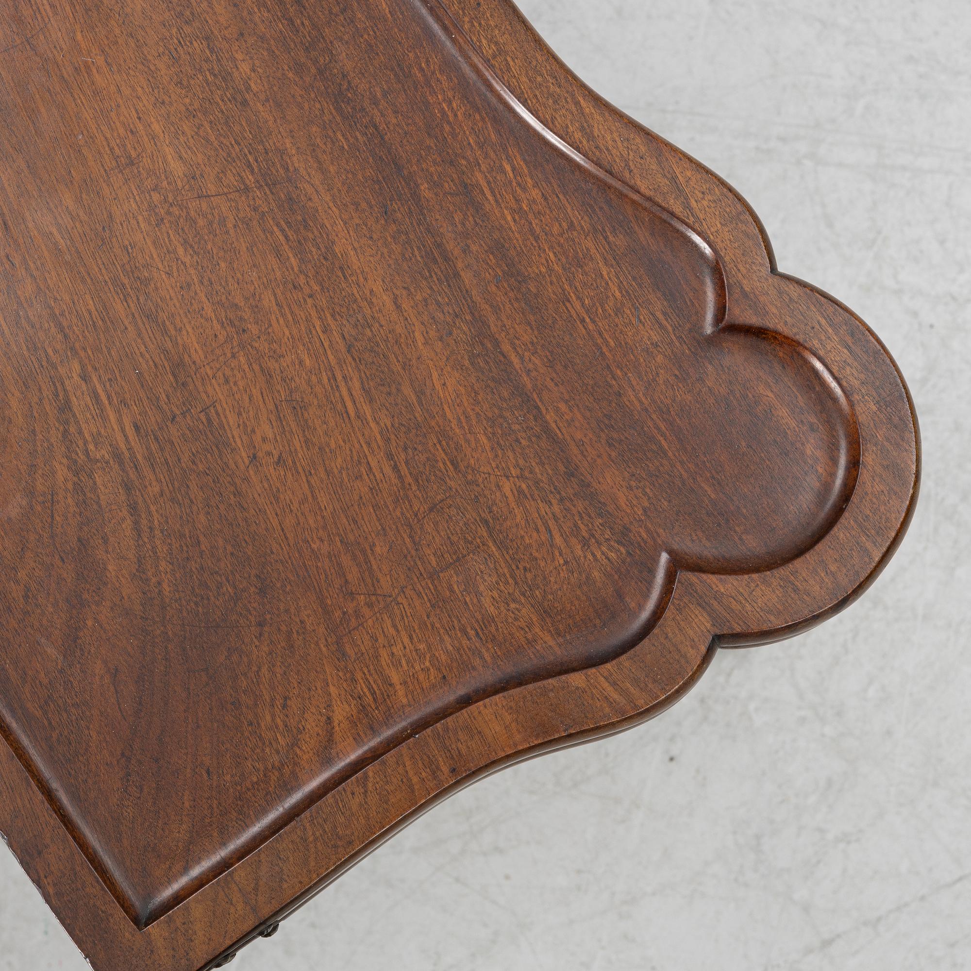 Spelbord/byrå, queen Anne-stil, 1900-tal.