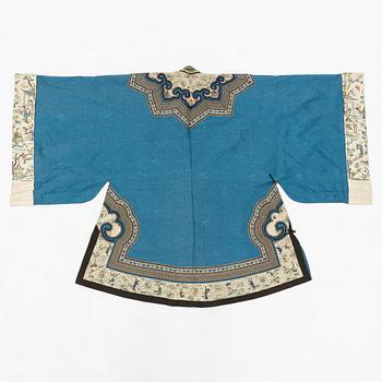 A Han Chinese woman's heather blue informal three quater length coat, 'Ao', Qing dynasty, 19th century.