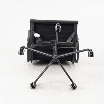 Charles & Ray Eames, office chair "EA 108" for Vitra.