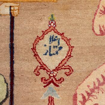 An antique pictoral Tabriz, Northwestern Persia, c. 218 x 148 cm.