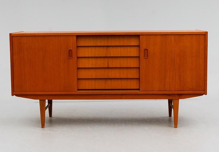 SIDEBOARD, 1900-talets andra hälft.