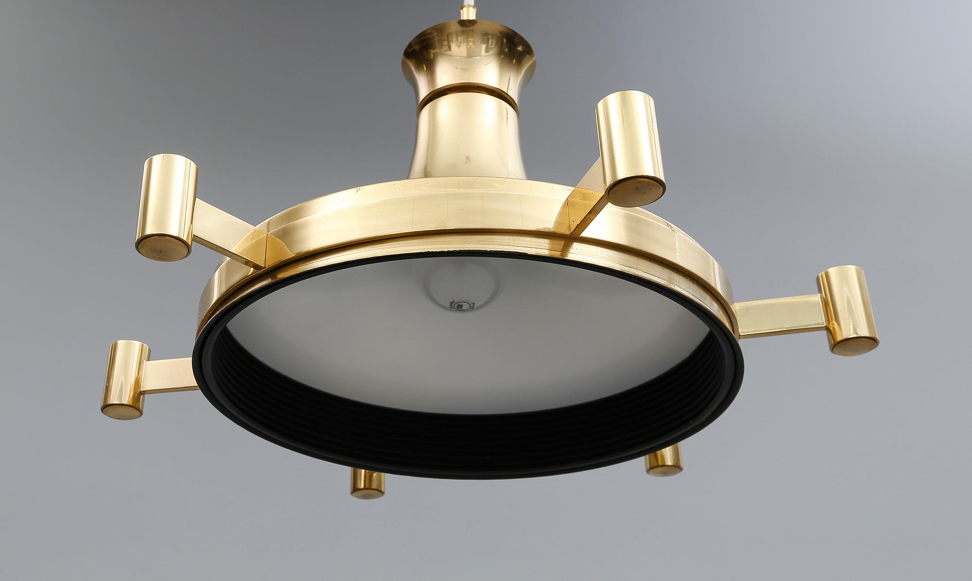 TAKLAMPA, Fagerhults Belysning, 1900-talets andra hälft. Höjd ca 30 cm.
