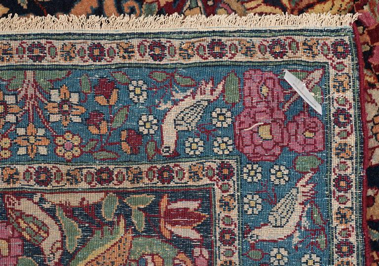 SEMI-ANTIQUE TEHERAN. 137,5 x 102,5 cm.