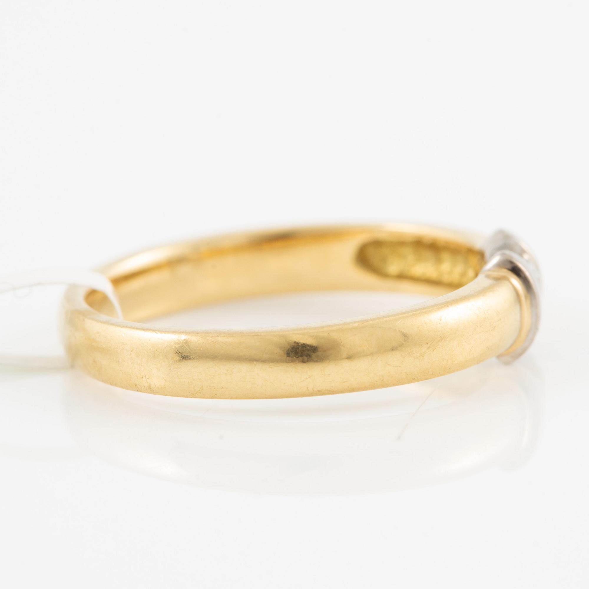 Ring, 18K gold with brilliant-cut diamond.