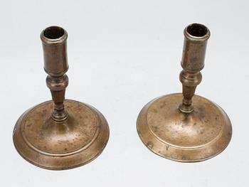 LJUSSTAKAR, ett par, barock, 1700-tal.