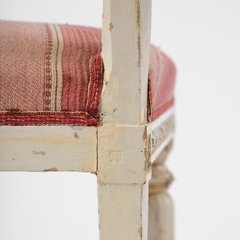 A pair of late Gustavian Klismos chairs by E- Ståhl (master in Stockholm 1794-1820).